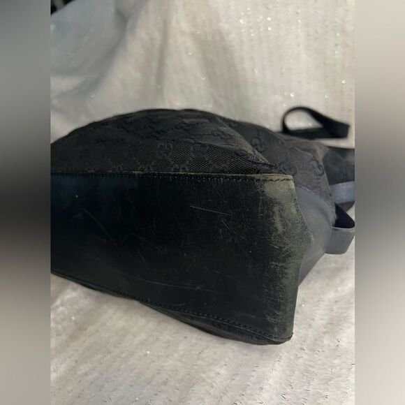 AUTH GUCCI HANDBAG- black - Picture 8 of 16